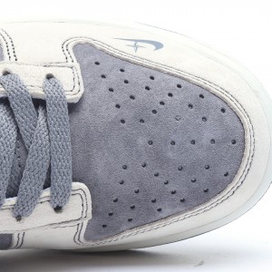 나이키 덩크 로우 유니버시티