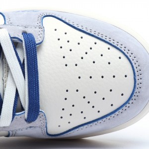 나이키 덩크 로우 유니버시티