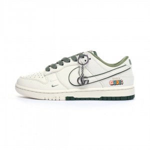 나이키 덩크 로우 유니버시티