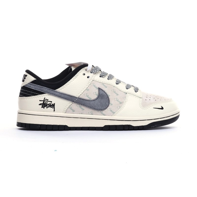 나이키 덩크 로우 유니버시티