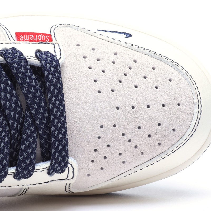 나이키 덩크 로우 유니버시티