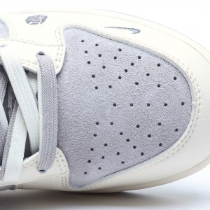 나이키 덩크 로우 유니버시티