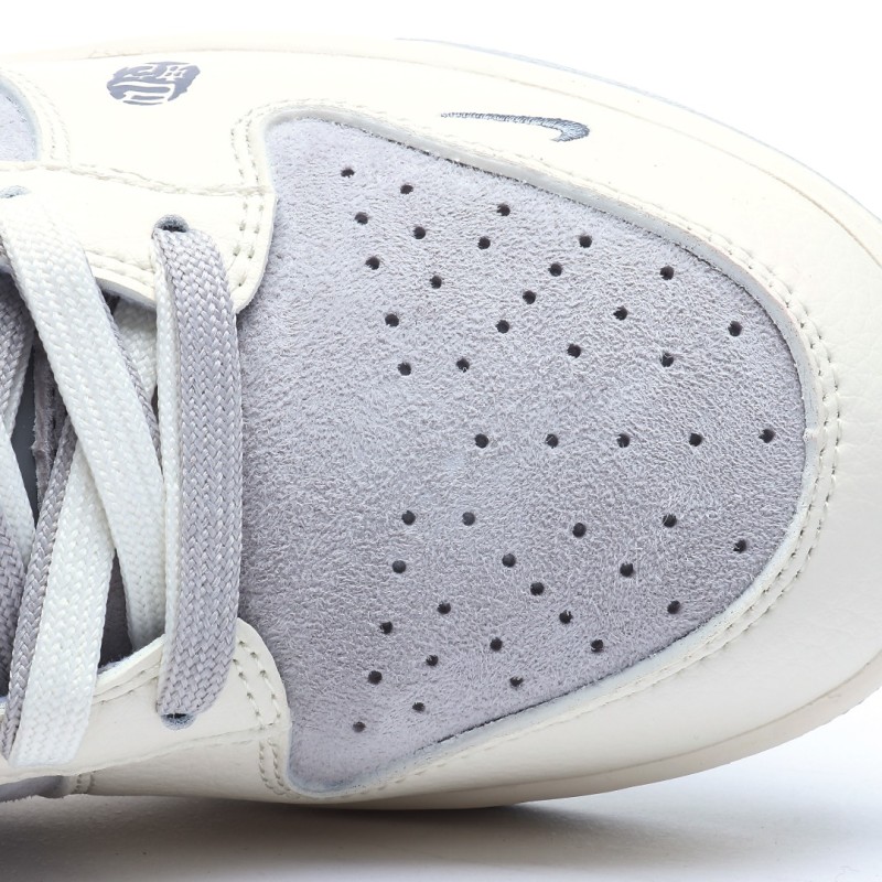 나이키 덩크 로우 유니버시티