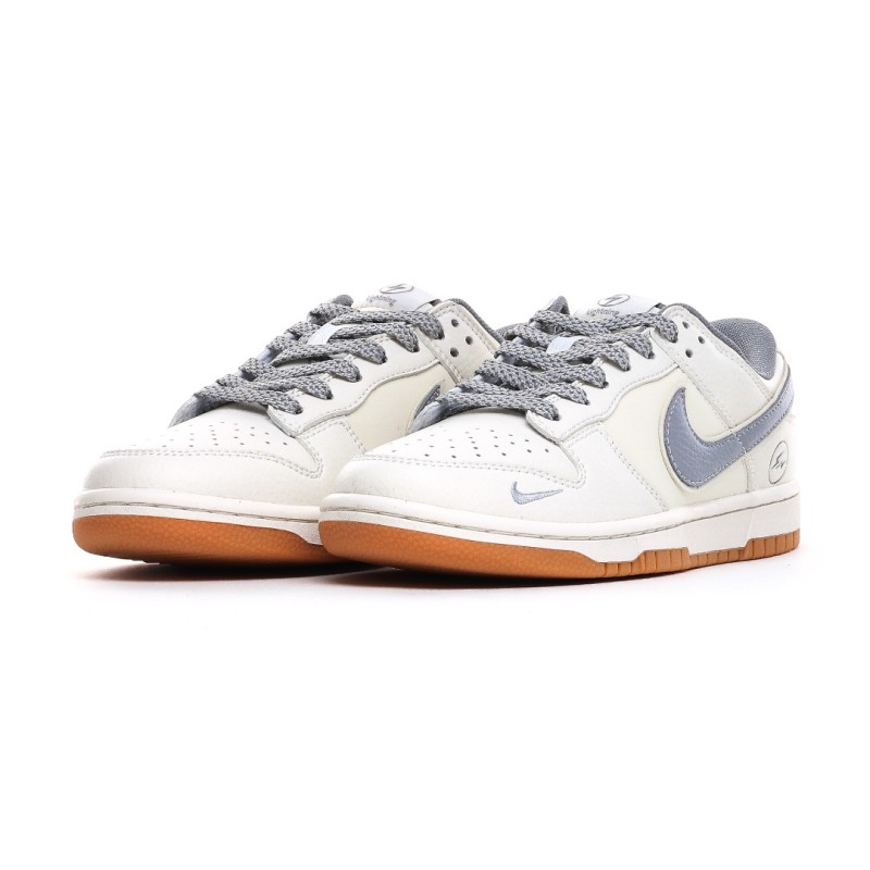 나이키 덩크 로우 유니버시티