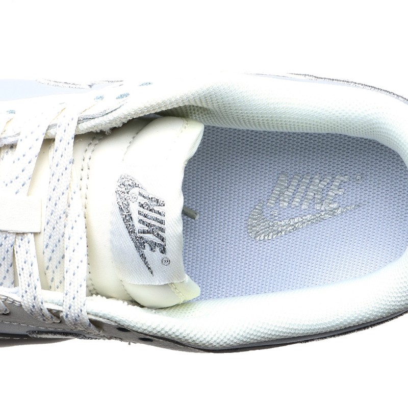 나이키 덩크 로우 유니버시티