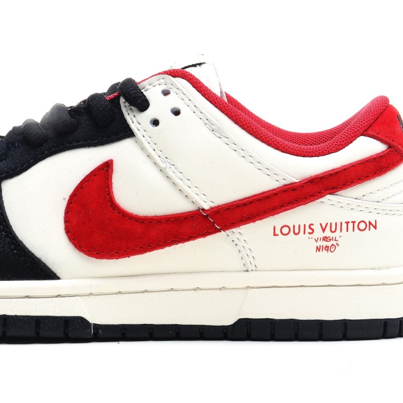 나이키 덩크 로우 유니버시티