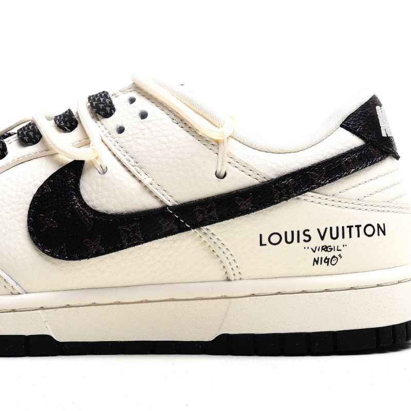 나이키 덩크 로우 유니버시티