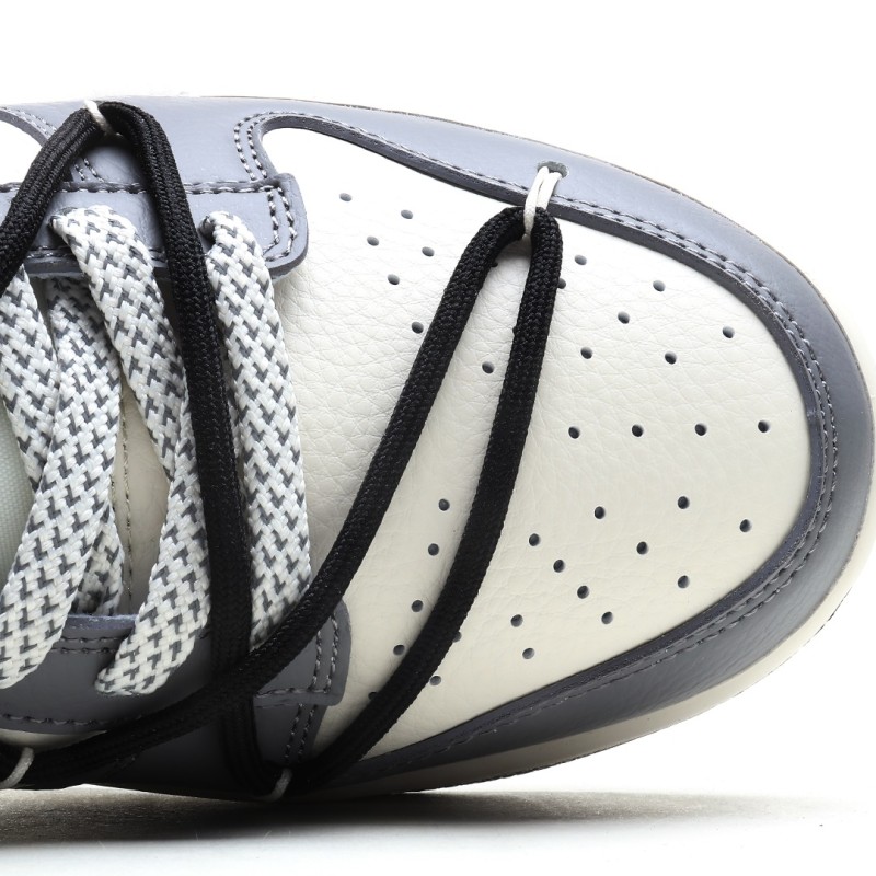 나이키 덩크 로우 유니버시티