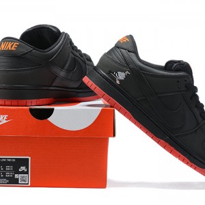 나이키 덩크 로우 유니버시티 883232-008