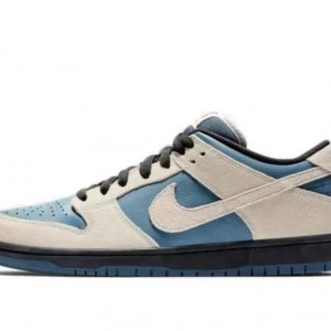 나이키 덩크 로우 유니버시티 BQ6817-200