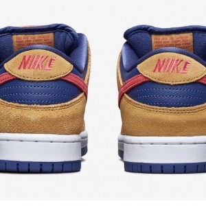 나이키 덩크 로우 유니버시티 BQ6817-700