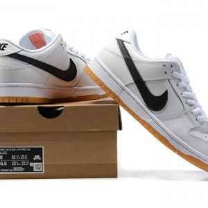 나이키 덩크 로우 유니버시티 CZ2249-100