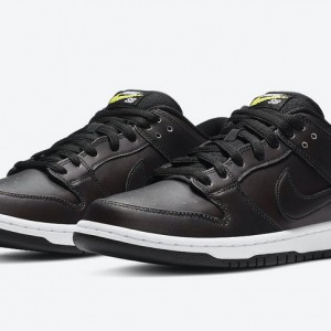 나이키 덩크 로우 유니버시티 CZ5123-001