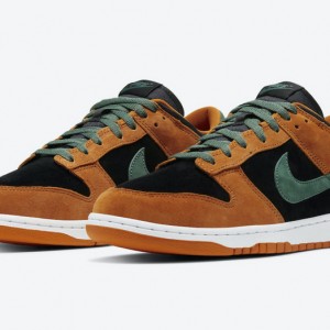 나이키 덩크 로우 유니버시티 DA1469-001