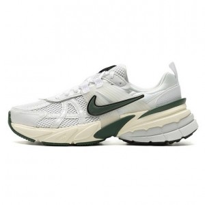 나이키 V2K 런  FD0736-101