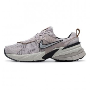 나이키 V2K 런  FN6703-001