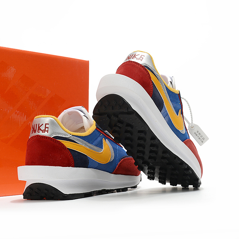 나이키 X 사카이 베이퍼와플 로얄