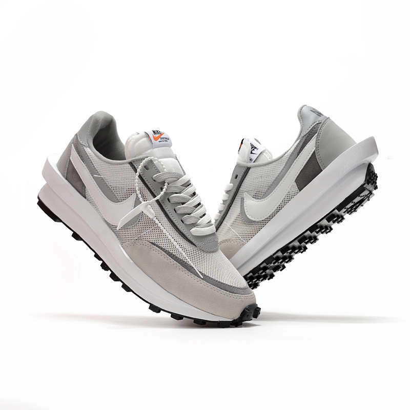 나이키 X 사카이 베이퍼와플 로얄