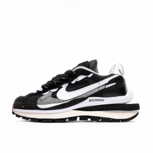 나이키 X 사카이 베이퍼와플 로얄 BV0073-001