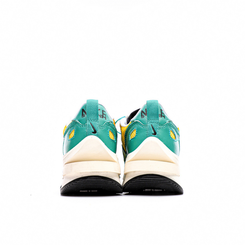 나이키 X 사카이 베이퍼와플 로얄 CI9928-300