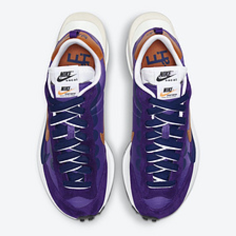 나이키 X 사카이 베이퍼와플 로얄 DD1875-500