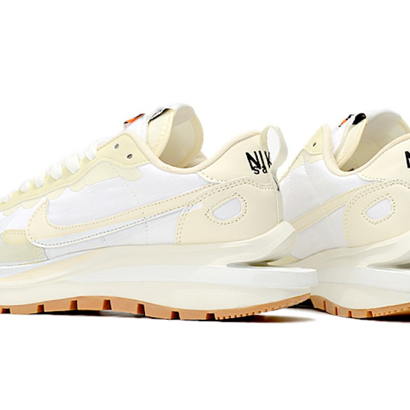 나이키 X 사카이 베이퍼와플 로얄