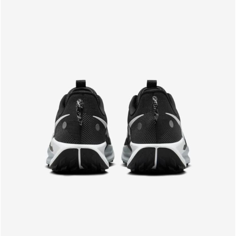 나이키 남성 러닝화 페가수스 트레일 5 조깅화 DV3864-001