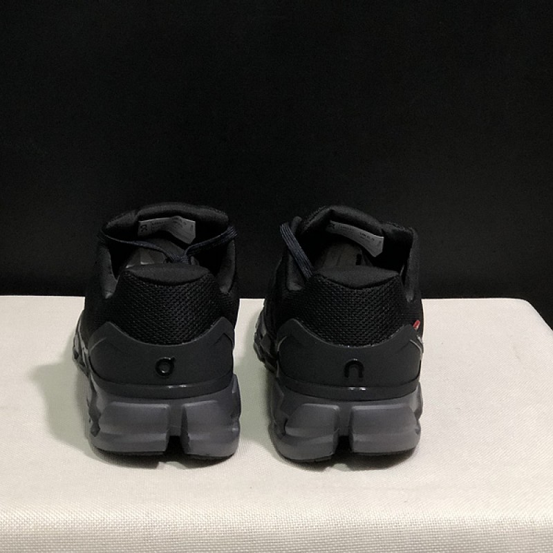 On Cloudflyer 4 로드 런닝화 - 남성용