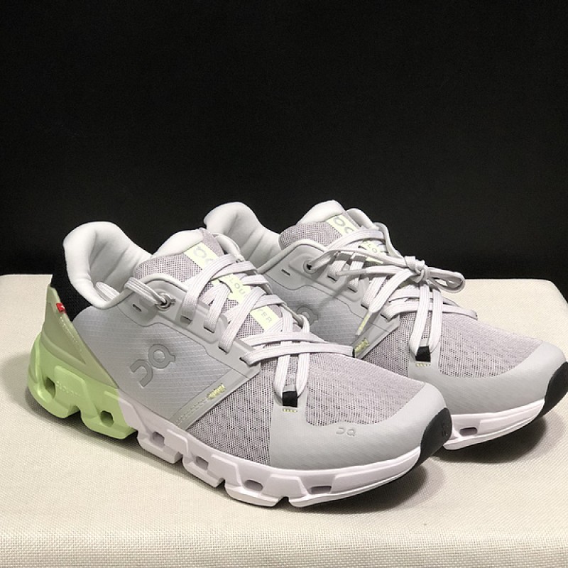 On Cloudflyer 4 로드 런닝화 - 남성용