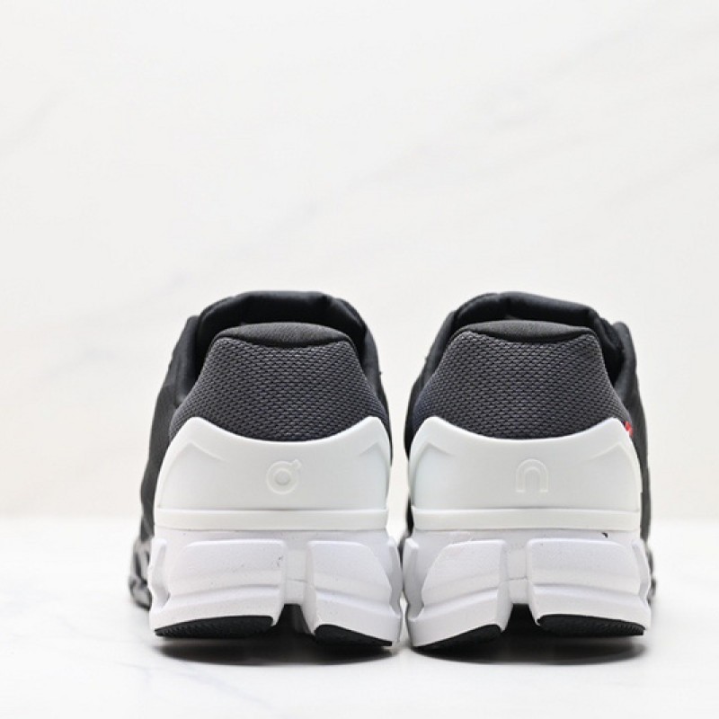 On Cloudflyer 4 로드 런닝화 - 남성용