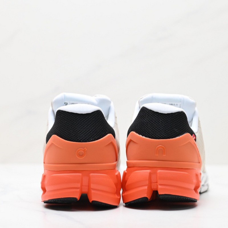 On Cloudflyer 4 로드 런닝화 - 남성용