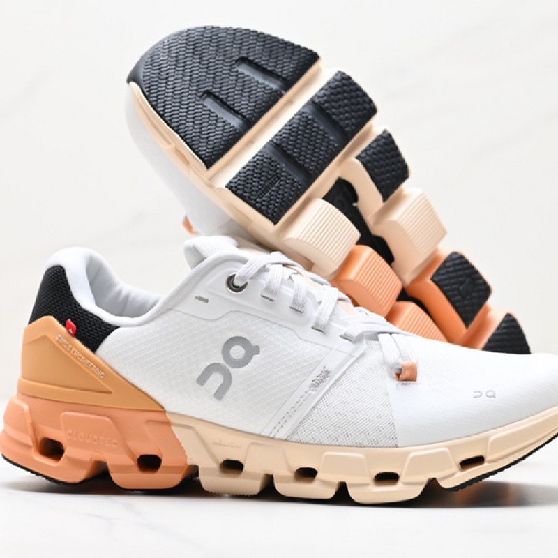On Cloudflyer 4 로드 런닝화 - 남성용