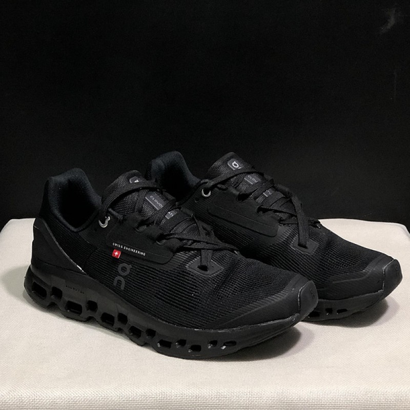 On 온 러닝 클라우드몬스터 여성 런닝화