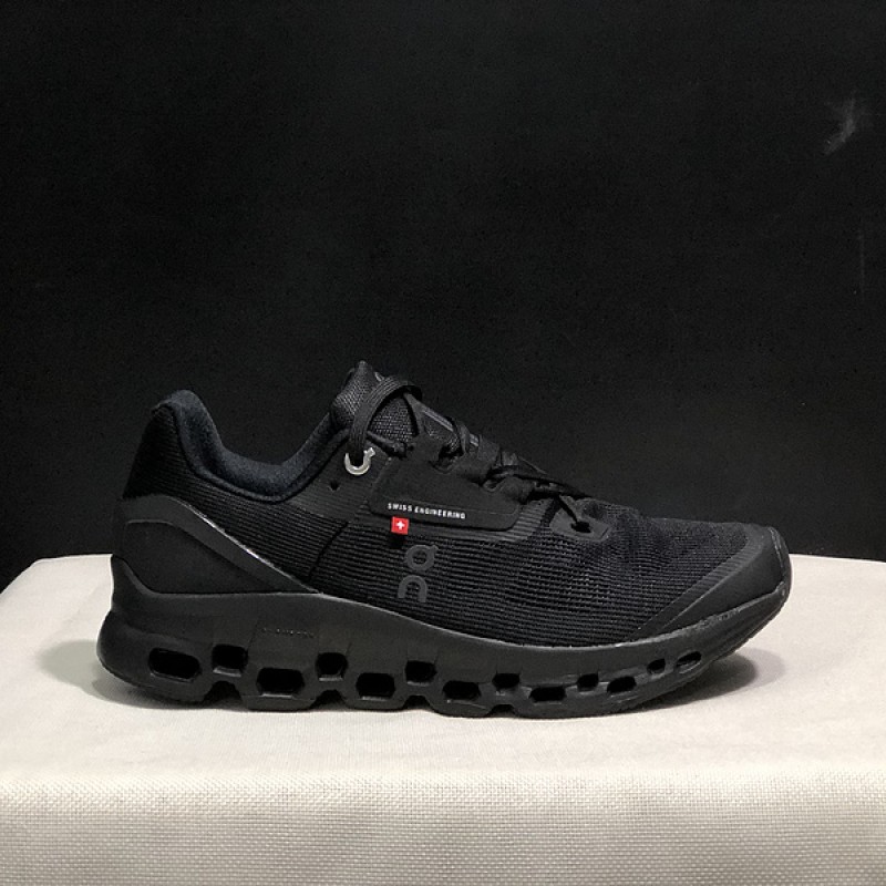 On 온 러닝 클라우드몬스터 여성 런닝화