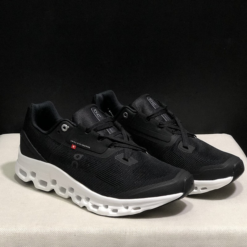 On 온 러닝 클라우드몬스터 여성 런닝화