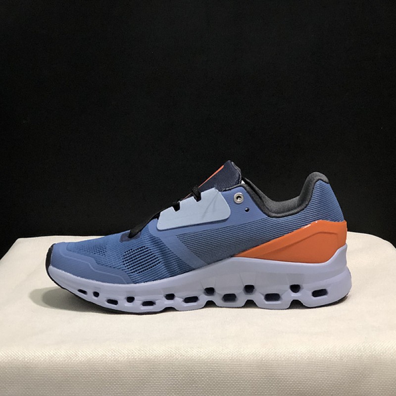 On 온 러닝 클라우드몬스터 여성 런닝화