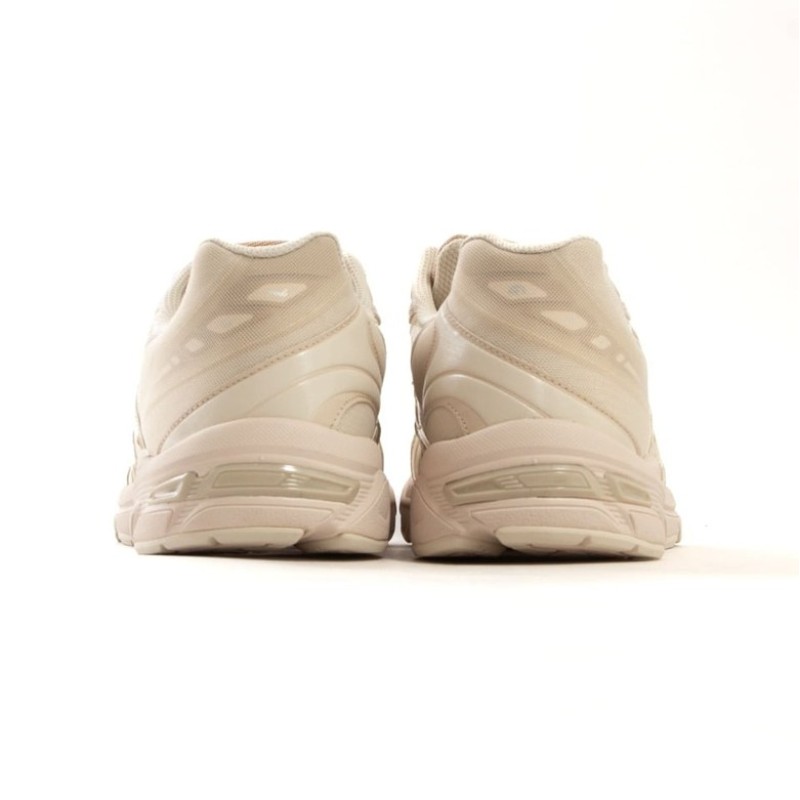 아식스 GEL-1130 1202A398GEL-1130