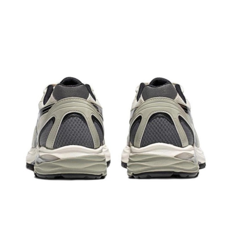 아식스 젤-FIUX 4 1011B646-023