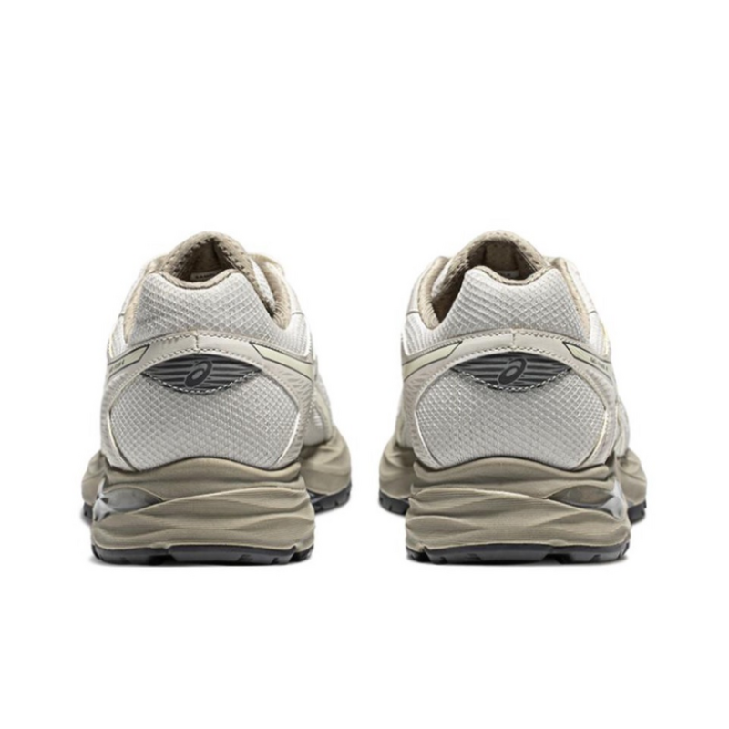 아식스 젤-FIUX 4 1011B832-021