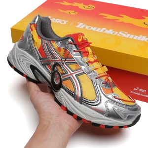 아식스 젤 카하나 TR V2