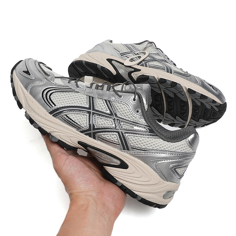 아식스 젤 카하나 TR V2