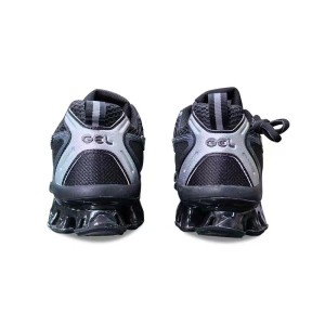 ASICS 젤 퀀텀 키네틱 1203A270-023