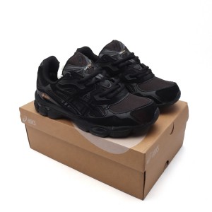 아식스 젤 NYC 블랙 클레이 그레이 / 네이비 / 블랙 / 화이트