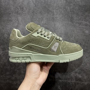 루이비통 트레이너 스니커즈