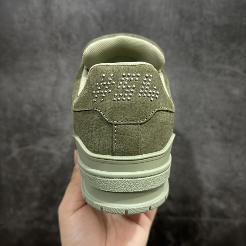 루이비통 트레이너 스니커즈