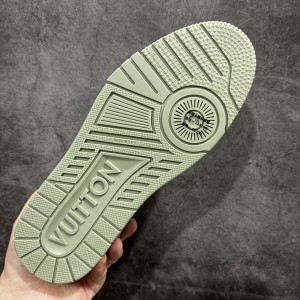 루이비통 트레이너 스니커즈