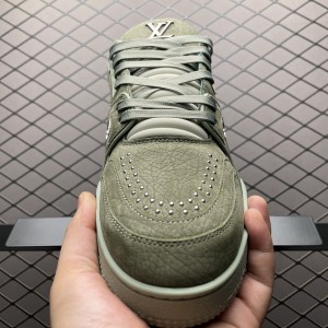 루이비통 트레이너 스니커즈