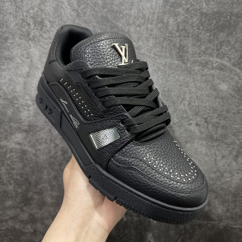 루이비통 트레이너 스니커즈