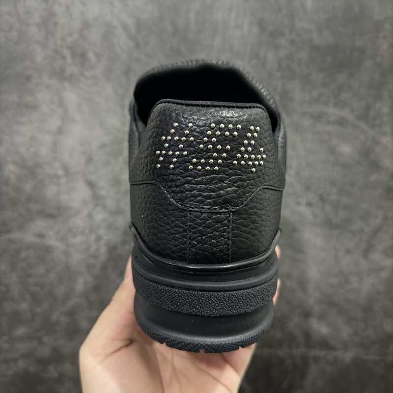 루이비통 트레이너 스니커즈