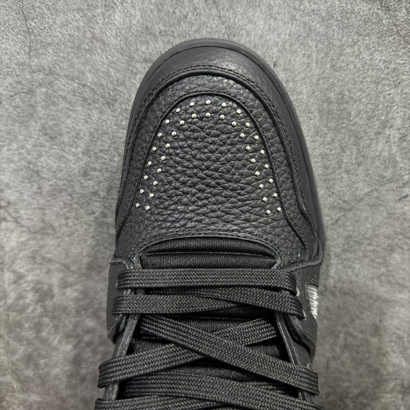 루이비통 트레이너 스니커즈